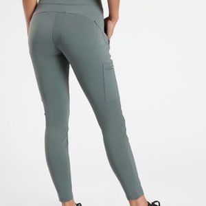 NWT Athleta Hybrid Cargo II Tight (Leggings)